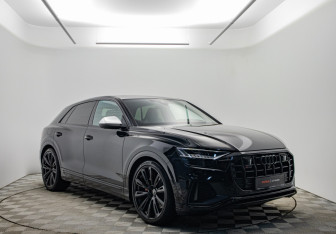 Подержанный автомобиль Audi SQ8 2023 года (3 фото)