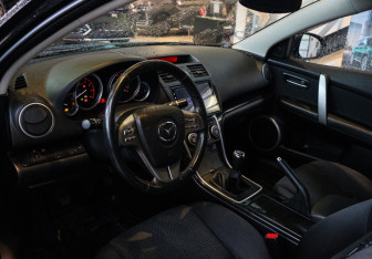 Подержанный автомобиль Mazda 6 Sedan 2008 года (12 фото)