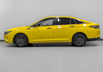 Подержанный автомобиль DongFeng Shine Max 2023 года (8 фото)