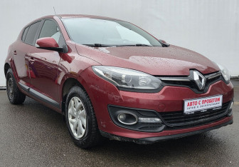 Подержанный автомобиль Renault Megane Hatchback 2014 года (3 фото)