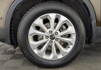 Подержанный автомобиль Kia Sorento 2019 года (12 фото)