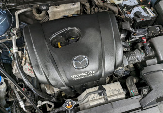 Подержанный автомобиль Mazda CX-5 2015 года (9 фото)