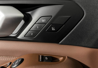 Подержанный автомобиль BMW X5 2018 года (19 фото)