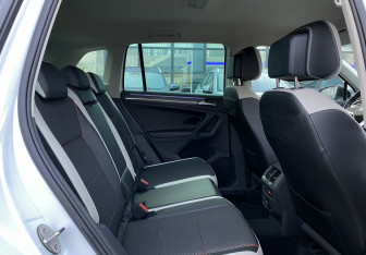 Подержанный автомобиль Volkswagen Tiguan 2022 года (21 фото)