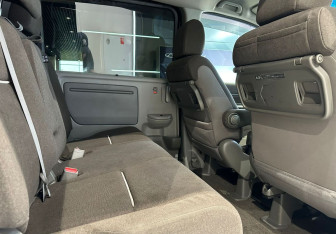 Подержанный автомобиль Honda Stepwgn 2017 года (15 фото)