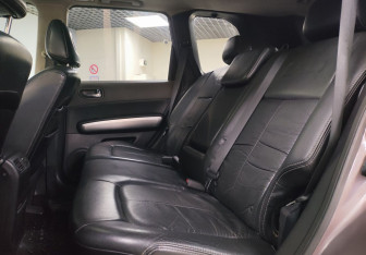 Подержанный автомобиль Nissan X-Trail 2007 года (11 фото)