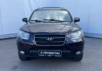 Подержанный автомобиль Hyundai Santa Fe 2009 года (2 фото)
