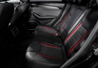 Подержанный автомобиль Haval F7 2022 года (10 фото)