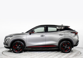 Подержанный автомобиль Omoda C5 2023 года (8 фото)