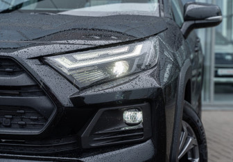 Новый Toyota RAV4 2025 (11 фото)