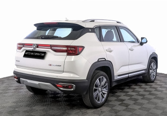 Подержанный автомобиль Changan CS35PLUS 2022 года (3 фото)