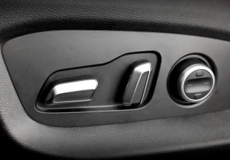 Подержанный автомобиль Exeed VX 2023 года (21 фото)