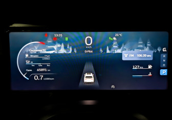 Подержанный автомобиль Geely Monjaro 2024 года (13 фото)