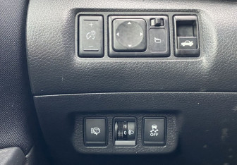 Подержанный автомобиль Nissan Sentra Sedan 2014 года (17 фото)