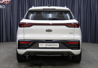 Подержанный автомобиль JAC JS6 2023 года (6 фото)
