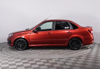 Подержанный автомобиль LADA (ВАЗ) Granta Sedan 2021 года (3 фото)