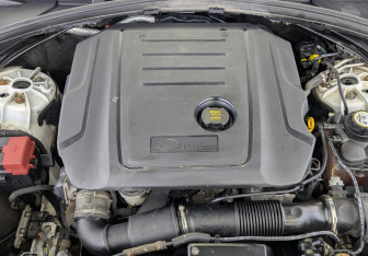 Подержанный автомобиль Land Rover Range Rover Velar 2020 года (9 фото)