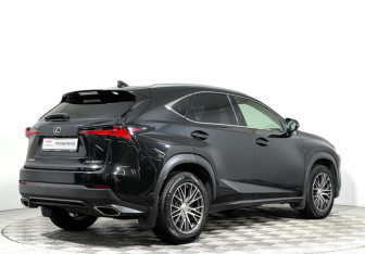 Подержанный автомобиль Lexus NX 2019 года (5 фото)