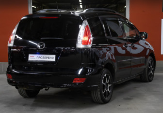 Подержанный автомобиль Mazda 5 2008 года (5 фото)