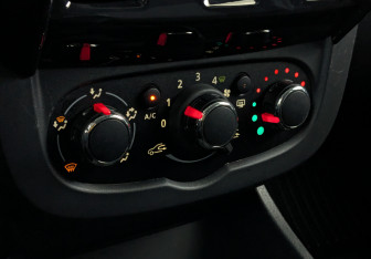 Подержанный автомобиль LADA (ВАЗ) Largus Wagon 2024 года (21 фото)