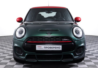 Подержанный автомобиль MINI Hatch 2017 года (5 фото)