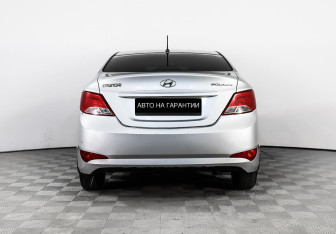 Подержанный автомобиль Hyundai Solaris Sedan 2014 года (4 фото)