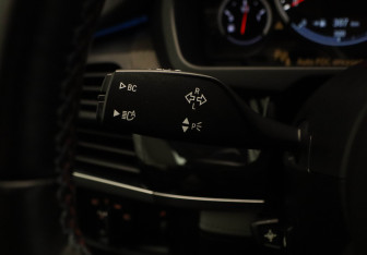 Подержанный автомобиль BMW X5 M 2018 года (12 фото)