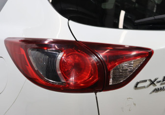 Подержанный автомобиль Mazda CX-5 2013 года (22 фото)