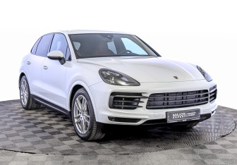 Подержанный автомобиль Porsche Cayenne 2018 года (3 фото)