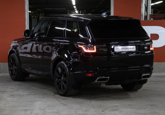 Подержанный автомобиль Land Rover Range Rover Sport 2020 года (7 фото)