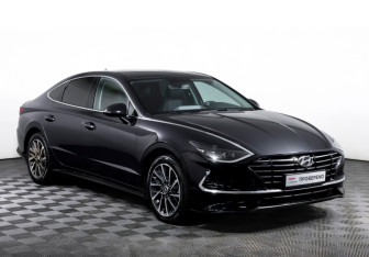 Подержанный автомобиль Hyundai Sonata 2023 года (3 фото)