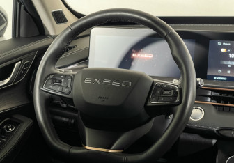 Подержанный автомобиль Exeed LX 2023 года (14 фото)