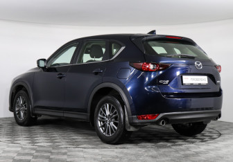 Подержанный автомобиль Mazda CX-5 2018 года (7 фото)