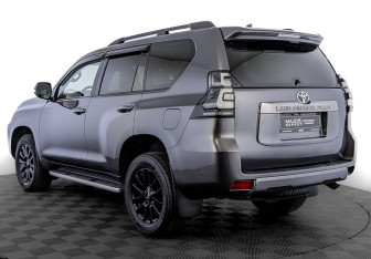 Подержанный автомобиль Toyota Land Cruiser Prado 2021 года (7 фото)