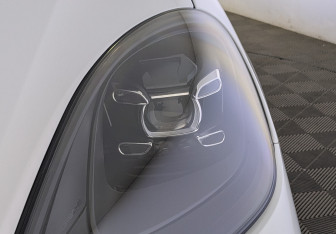 Подержанный автомобиль Porsche Cayenne 2019 года (11 фото)