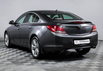 Подержанный автомобиль Opel Insignia Sedan 2010 года (7 фото)