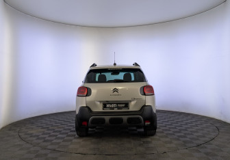Подержанный автомобиль Citroen C3 Aircross 2020 года (6 фото)