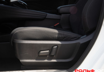 Подержанный автомобиль Haval F7 2020 года (18 фото)