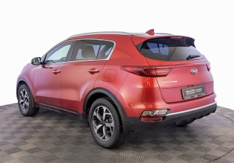 Подержанный автомобиль Kia Sportage 2018 года (7 фото)