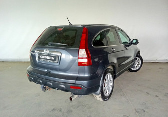 Подержанный автомобиль Honda CR-V 2008 года (6 фото)