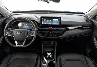 Подержанный автомобиль Москвич 3е 2023 года (14 фото)