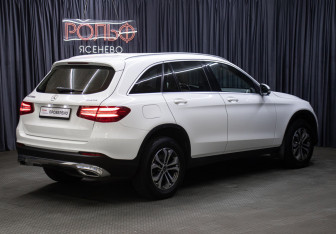 Подержанный автомобиль Mercedes-Benz GLC Coupe 2017 года (5 фото)