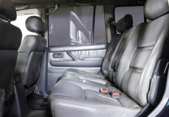 Подержанный автомобиль Toyota Land Cruiser Suv 1997 года (12 фото)