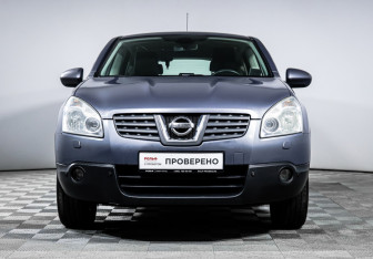 Подержанный автомобиль Nissan Qashqai 2008 года (2 фото)