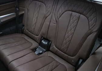 Подержанный автомобиль BMW X7 2019 года (13 фото)