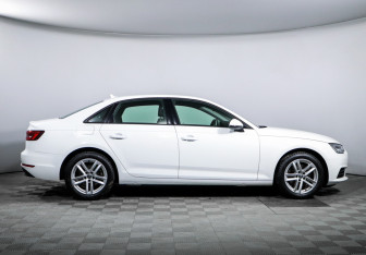 Подержанный автомобиль Audi A4 Sedan 2018 года (4 фото)