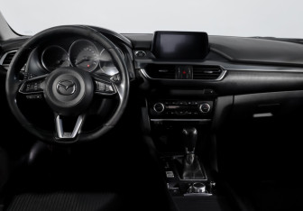 Подержанный автомобиль Mazda 6 Sedan 2017 года (11 фото)