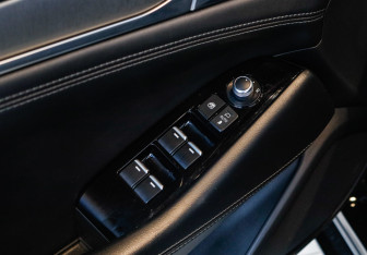 Подержанный автомобиль Mazda 6 Sedan 2021 года (13 фото)