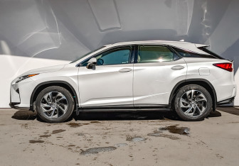 Подержанный автомобиль Lexus RX 2015 года (8 фото)