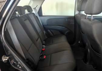 Подержанный автомобиль Kia Sportage 2010 года (16 фото)